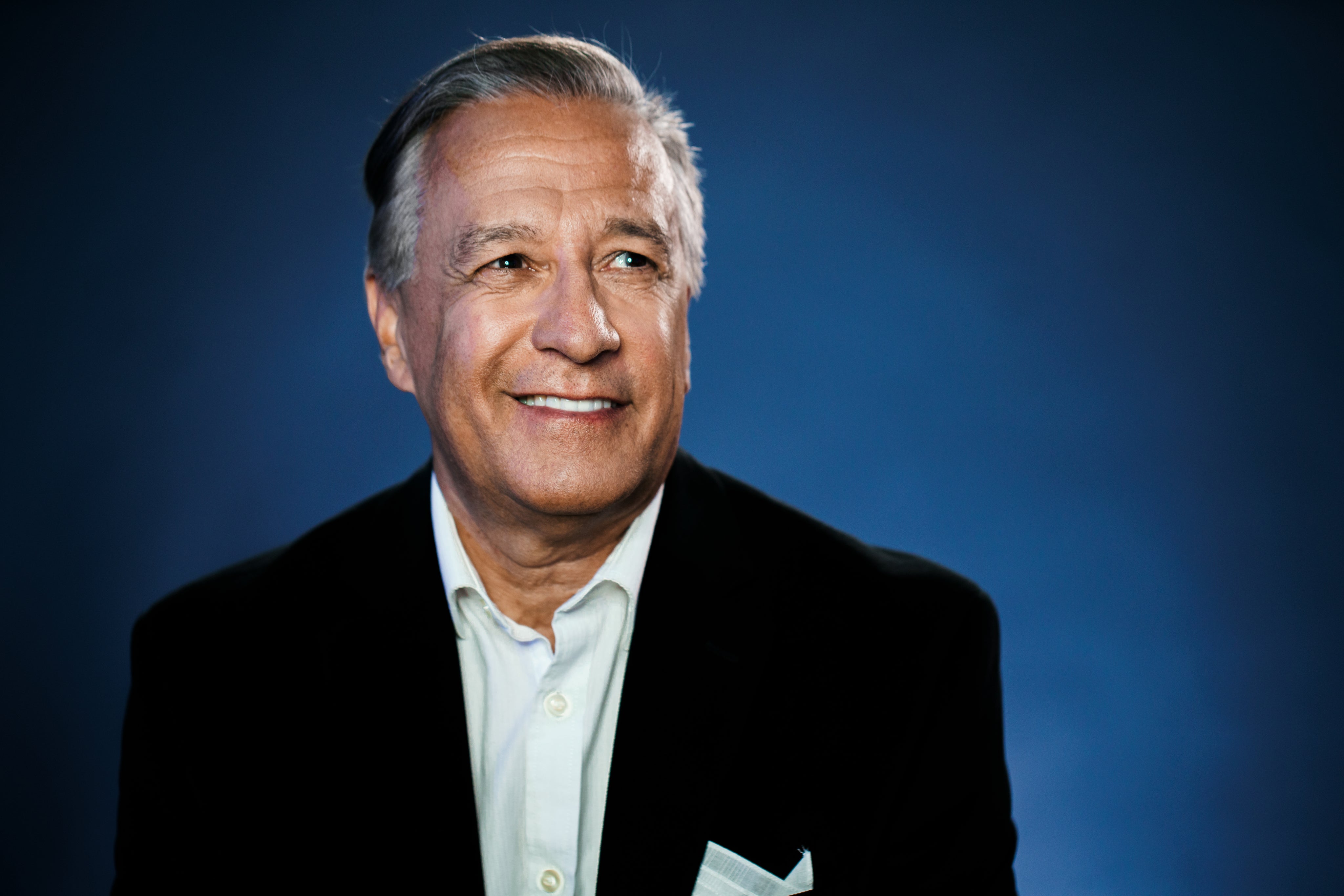 Carlos R.